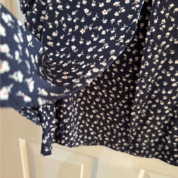 BODEN Floral Blouse Top Size 8 SLIPOVER STYLE Slightly flare sleeves Bac… - Picture 6 of 7